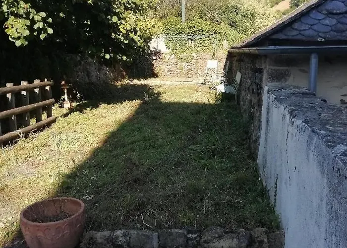 Feriehus Maison Lafayette Saint-Geniez-dʼOlt